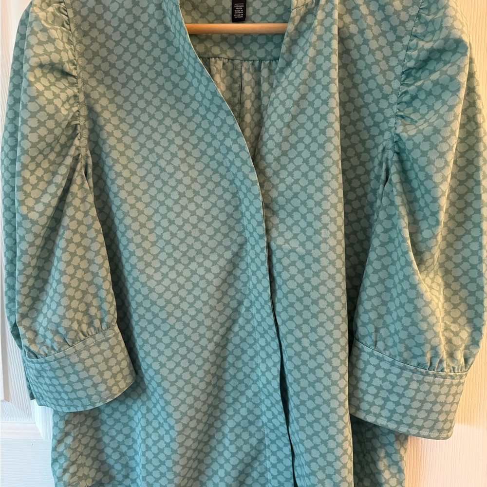 WHBM light teal Patterned Women's Top - Classic Open Front